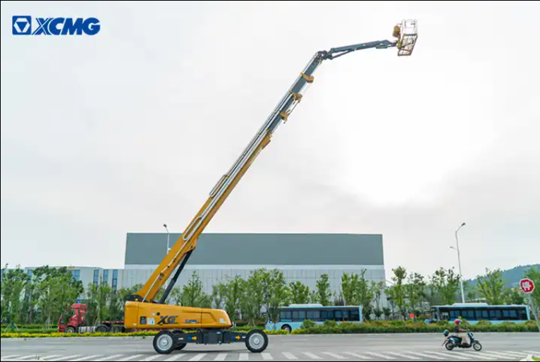 XCMG Manufacturer XGS58 58m 200kg Mobile Elevating Work Platforms Lift Machines Price
