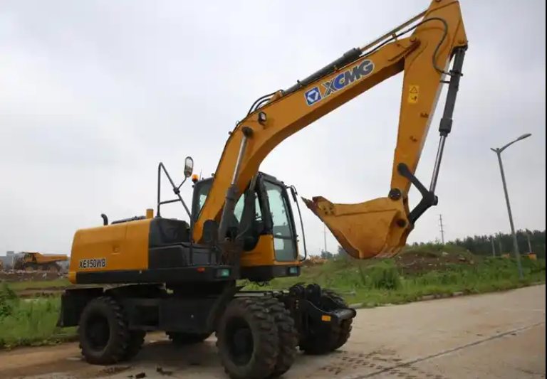 XCMG Official XE150WB 15 Ton China Heavy Wheel Excavator for Sale